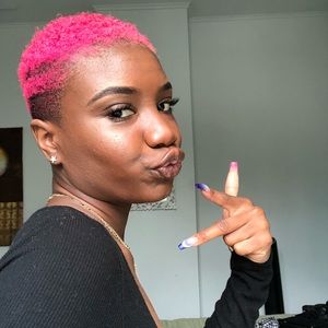 Meet your Posher, Janey